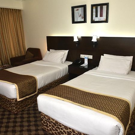 צ'יטגונג Hotel Agrabad Limited מראה חיצוני תמונה