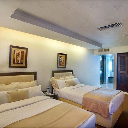צ'יטגונג Hotel Agrabad Limited מראה חיצוני תמונה