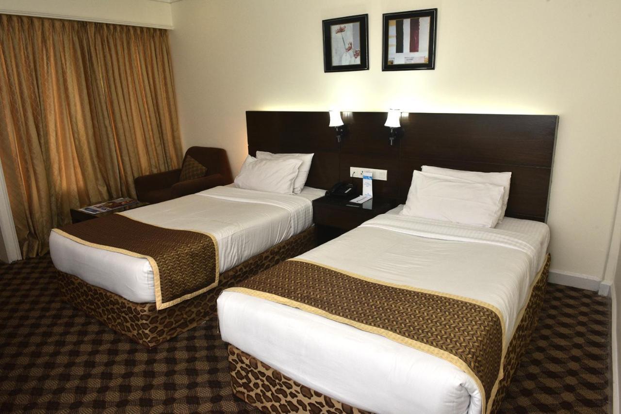 צ'יטגונג Hotel Agrabad Limited מראה חיצוני תמונה