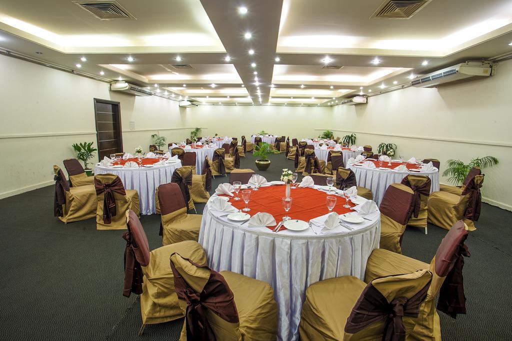 צ'יטגונג Hotel Agrabad Limited מראה חיצוני תמונה
