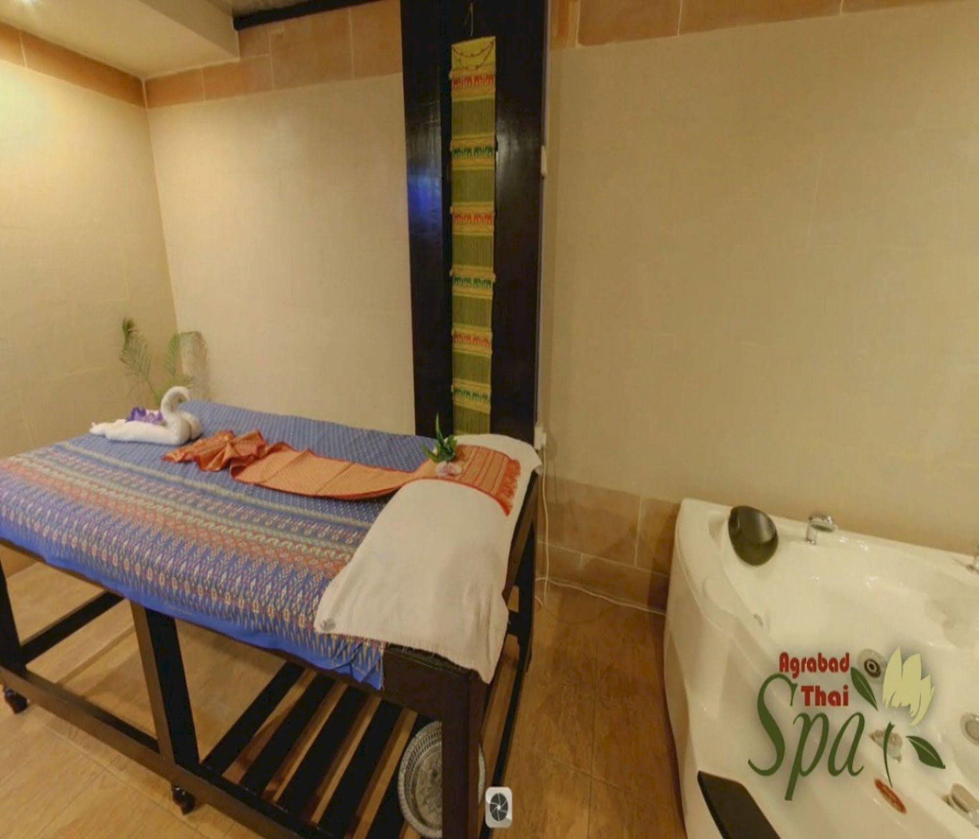 צ'יטגונג Hotel Agrabad Limited מראה חיצוני תמונה